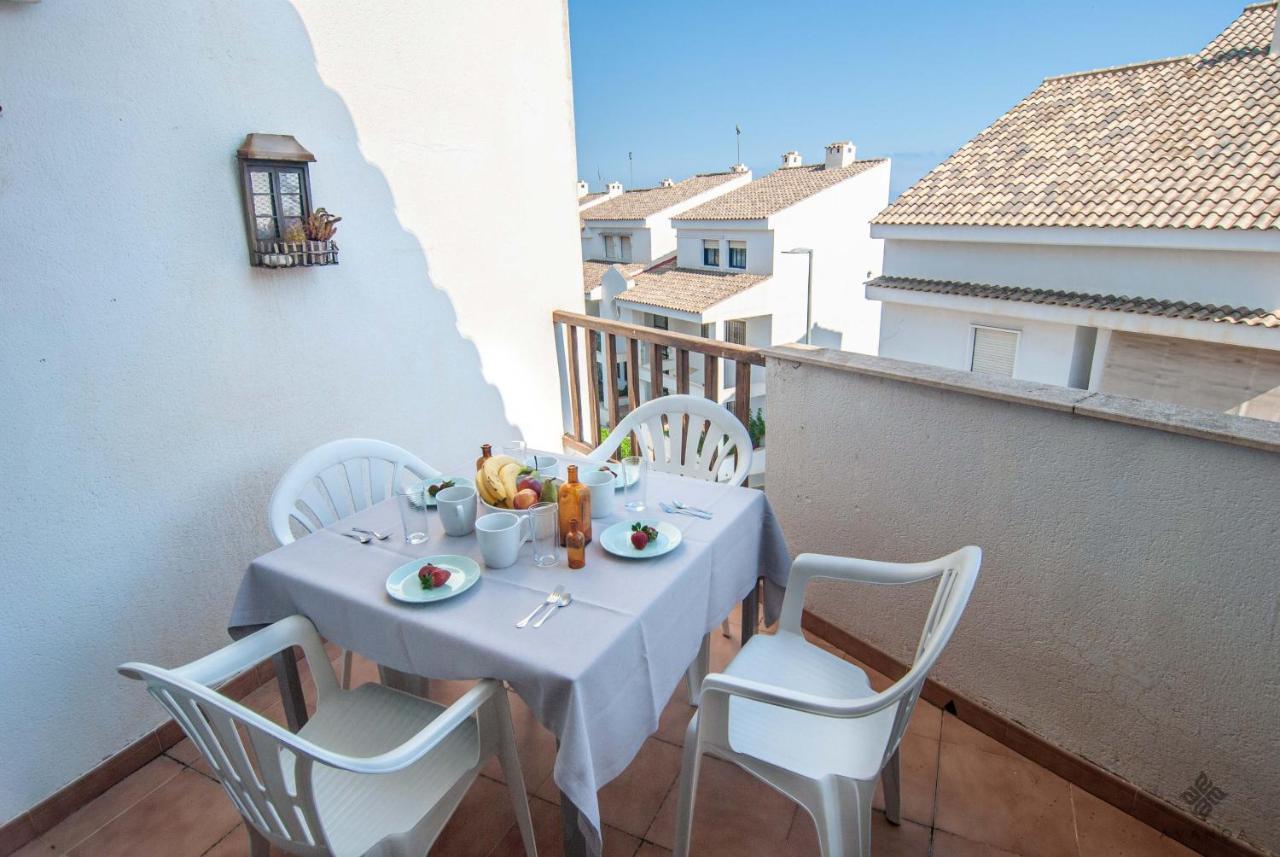 Apartamento A005 - Ático dúplex en el centro de Altea con vistas parciales al mar Exterior foto